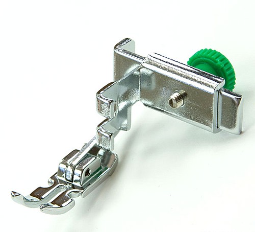 Лапка для молнии узкая с винтовым креплением