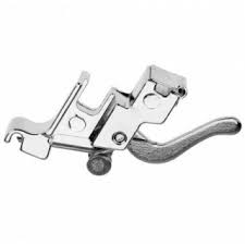 Лапкодержатель для машин с вертикальным челноком