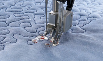 Открытая лапка для простегивания в технике свободного передвижения 820242-096 