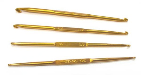 Крючок для вязания металлический двухсторонний позолоченный 132 мм.,