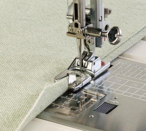 Лапка для ролевой подрубки 2мм FAMILY JANOME