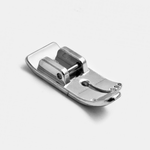 Лапка для прямой строчки с центральным положением иглы