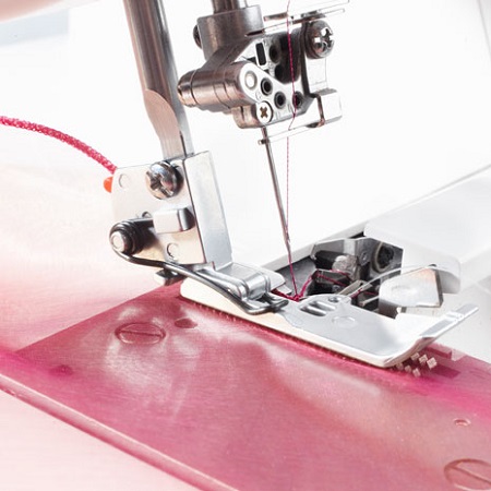 Лапка для вшивания шнура в край 620097296