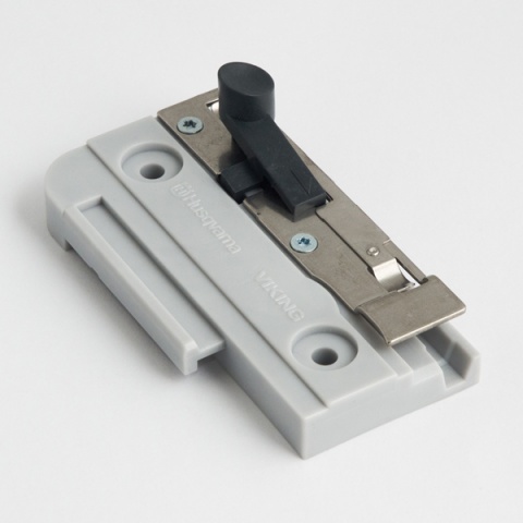 Специальное крепление для заправки пялец