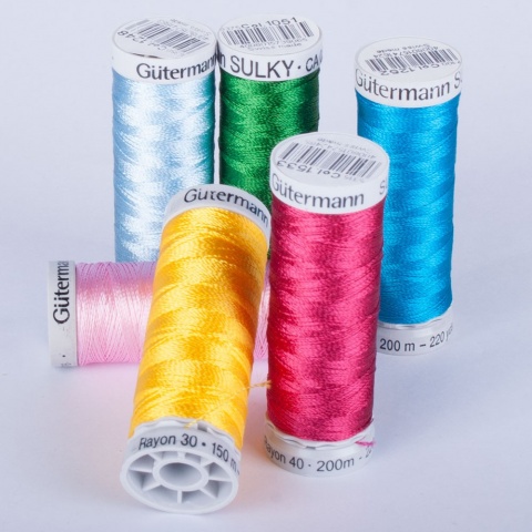 Gütermann Rayon №40 200м  Вышивальные нитки из вискозы